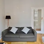 Bright Apartment Close To West End