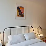 Bright Apartment Close To West End